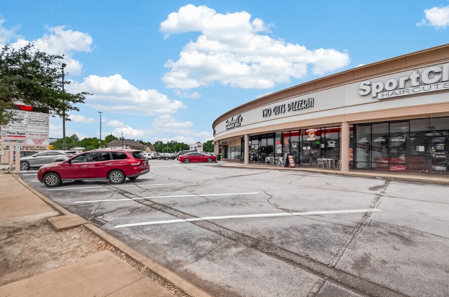 More Photos Of 2223 Dorrington St, Houston Medical For Lease