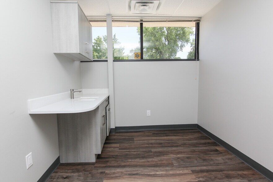 More Photos Of 38300 Van Dyke Ave, Sterling Heights Medical For Lease