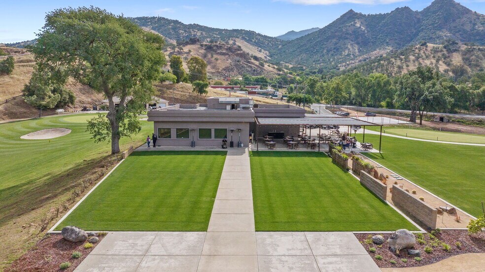 More Photos Of 41117 Sierra Dr, Three Rivers Golf Course Driving Range For Sale