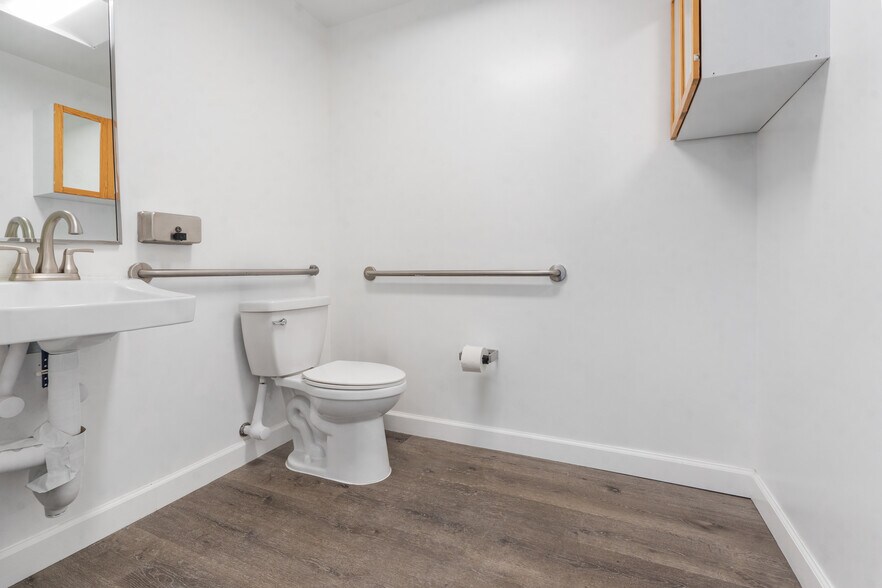 More Photos Of , Annapolis Flex For Sale