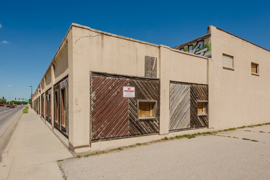 More Photos Of 470 N Seneca St, Wichita Warehouse For Sale