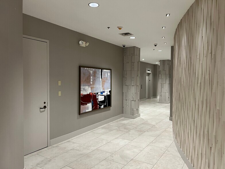 More Photos Of 311 Elm St, Cincinnati Office For Lease