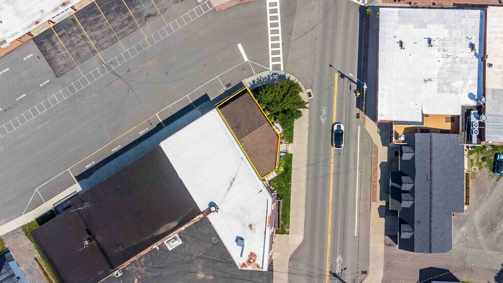 More Photos Of 4 Thomas St, Holley Restaurant For Sale