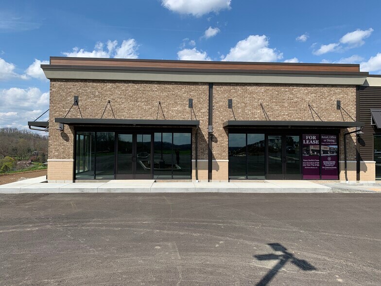 More Photos Of Rte 8 & Rte 228 - Middlesex Crossing, Valencia Storefront Retail Office For Lease