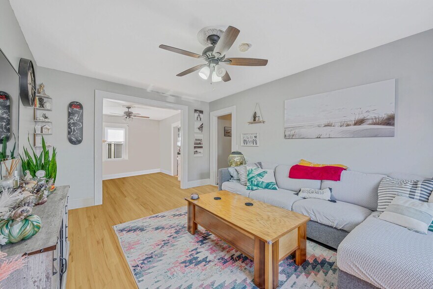 More Photos Of 504 Fire Island Ave, Babylon Flex For Sale