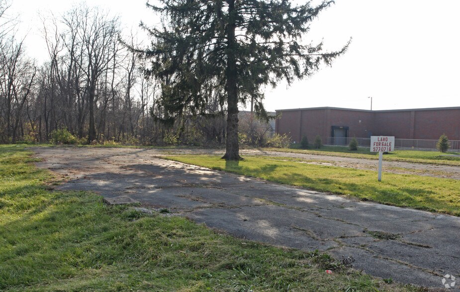 More Photos Of 3855 E Main St, Columbus Land For Sale