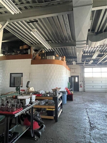More Photos Of 1399 Military Rd, Tonawanda Warehouse For Sale