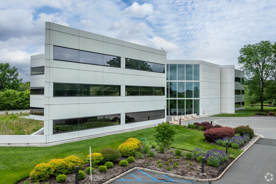 Primary Photo Of 199 Grandview Rd, Skillman Office For Sale