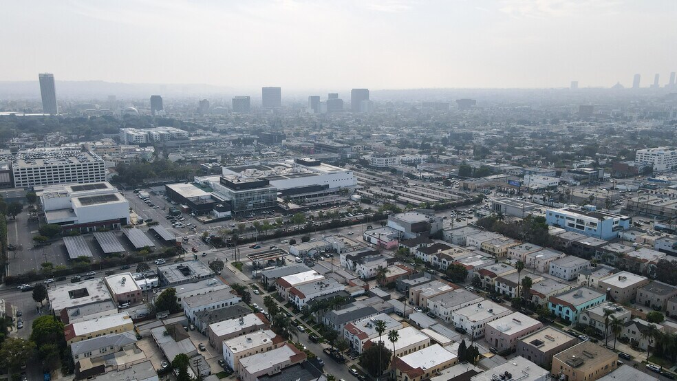 More Photos Of 327 N Ogden Dr, Los Angeles Apartments For Sale