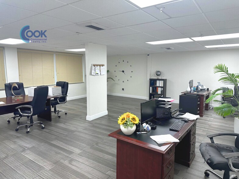 More Photos Of 940 W 84th St, Hialeah Warehouse For Sale