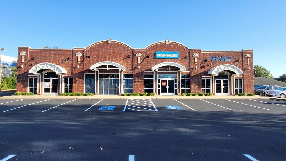 More Photos Of 1054 E Butler Rd, Greenville Storefront Retail Office For Lease