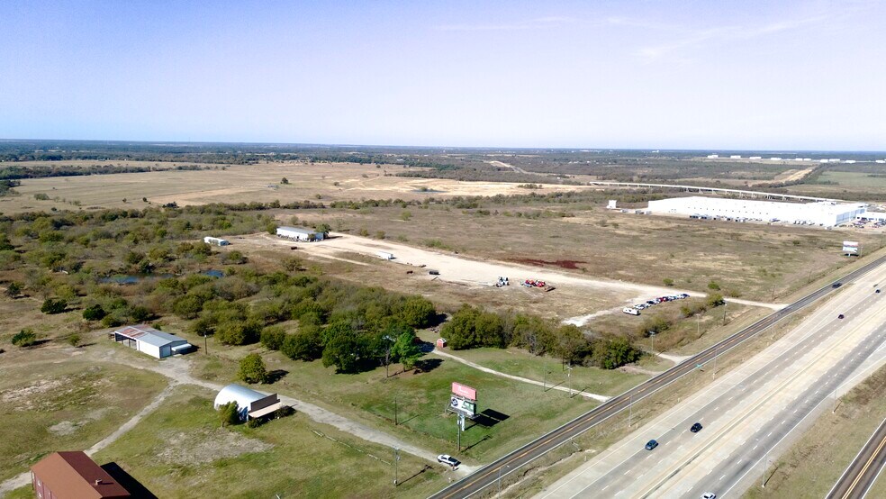 More Photos Of 5600 S Interstate Highway 45 W, Corsicana Land For Sale