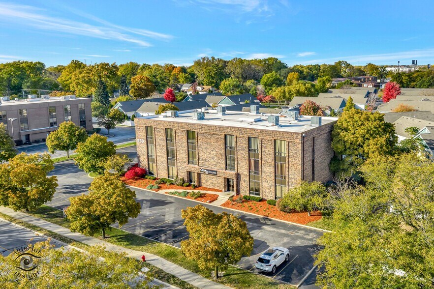 Primary Photo Of 930 175th St, Homewood Office For Sale