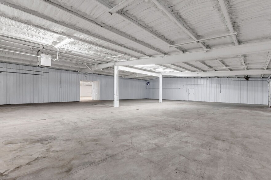 More Photos Of 1600 Park Lane Dr, Trenton Industrial For Sale