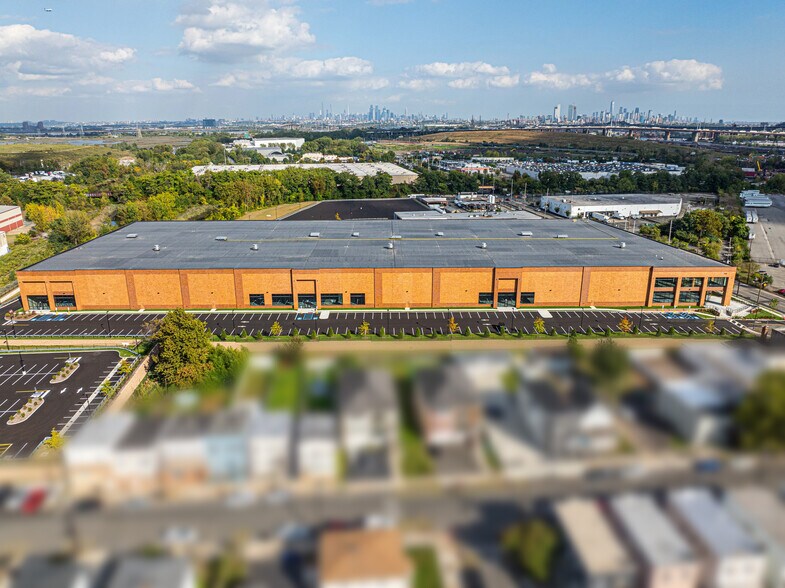 More Photos Of 936 Harrison Ave, Kearny Distribution For Lease