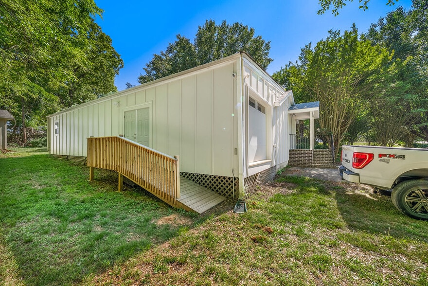 More Photos Of 4514 Wilgrove Mint Hill Rd, Mint Hill Office Residential For Sale