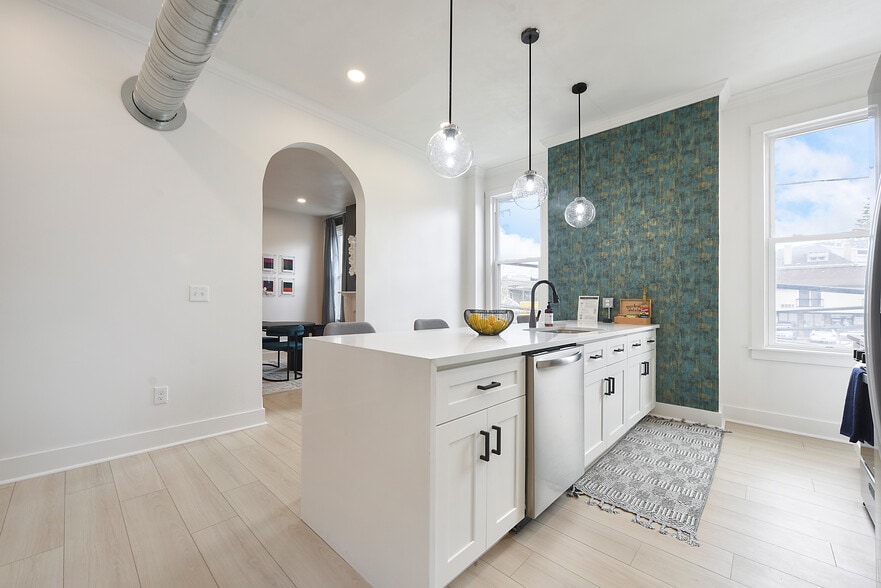 More Photos Of 6 Bailey Ave, Pittsburgh Storefront Retail Residential For Sale
