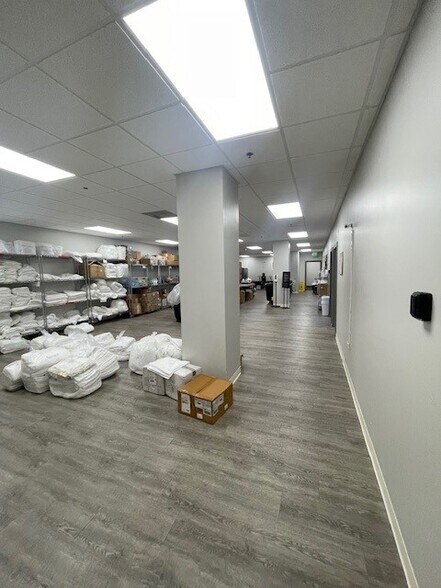 More Photos Of 100 Bull St, Savannah Office Residential For Lease