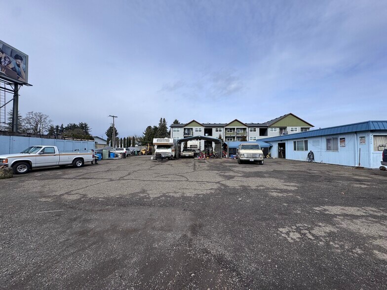 More Photos Of 5420 NE Fourth Plain Blvd, Vancouver Freestanding For Sale