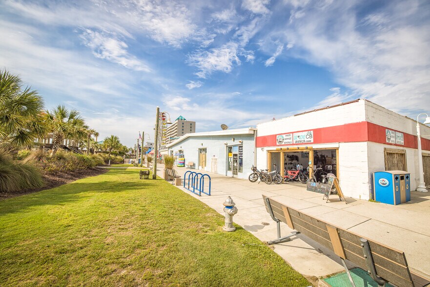 More Photos Of 12 N Pavilion Ave, Carolina Beach Storefront Retail Office For Sale