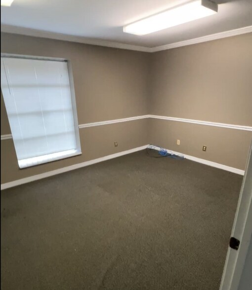 More Photos Of 4401 Gary Ave, Fairfield Office For Sale
