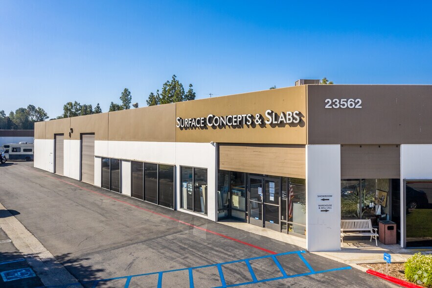 More Photos Of 23461 Ridge Route Dr, Laguna Hills Unknown For Lease