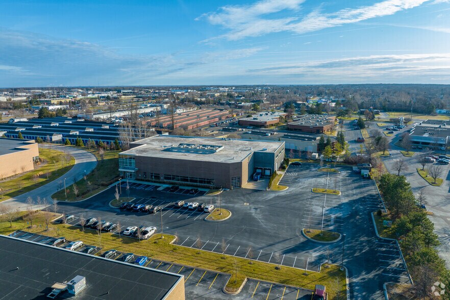 More Photos Of 25125 Regency Dr, Novi Office For Lease