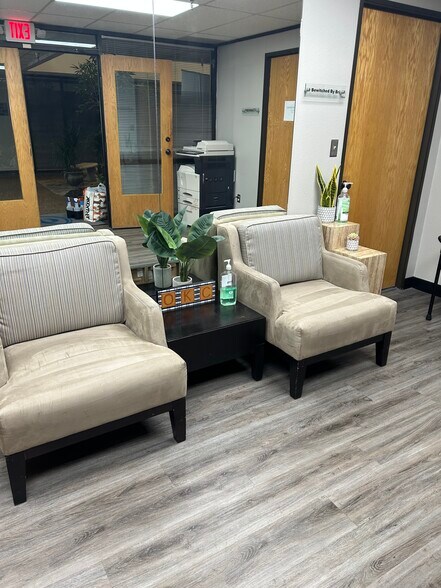 More Photos Of 5601 NW 72nd St, Oklahoma City Medical For Lease