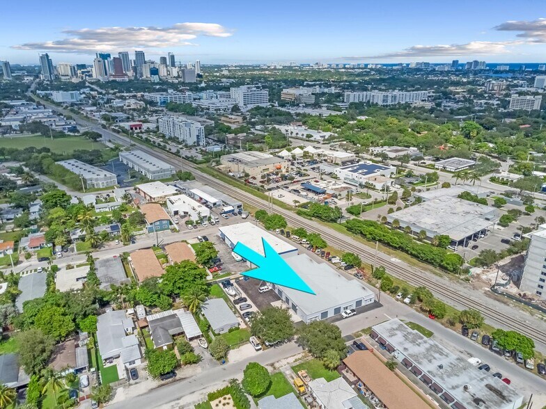 More Photos Of 201-215 SW 21st St, Fort Lauderdale Warehouse For Sale