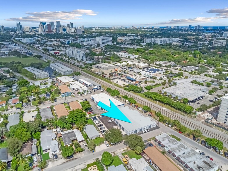 More Photos Of 201-215 SW 21st St, Fort Lauderdale Warehouse For Lease