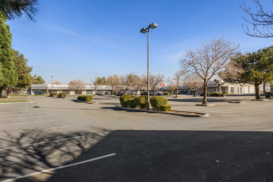 More Photos Of 240 S Rock Blvd, Reno Light Manufacturing For Lease