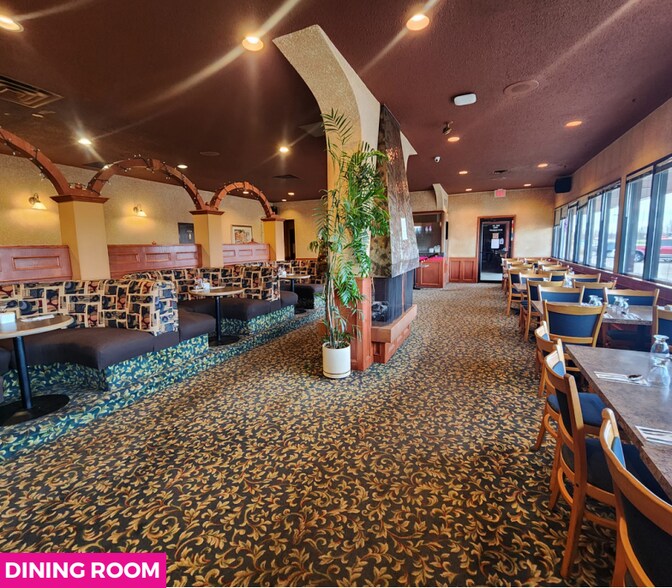 More Photos Of 71 Superior St, Devon Hospitality For Sale