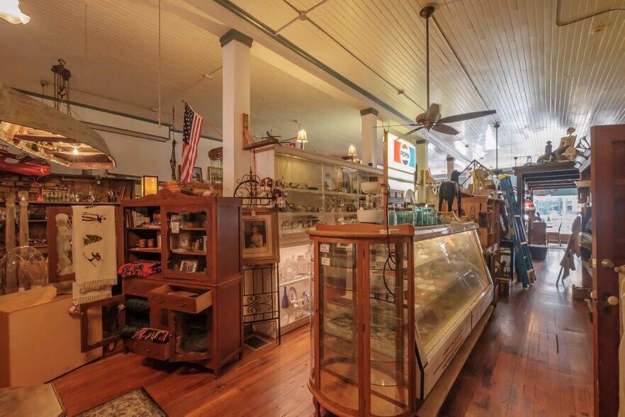 More Photos Of 354 & 402 N Main St, Brownsville Storefront Retail Residential For Sale