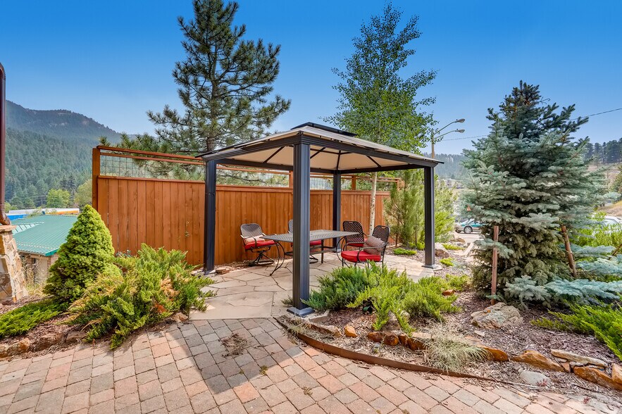 More Photos Of 27905 Meadow Dr, Evergreen Medical For Lease