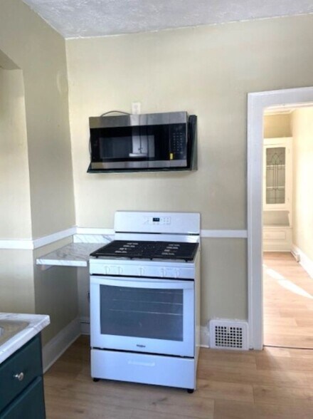 More Photos Of 957 E 143rd St, Cleveland Multifamily For Sale