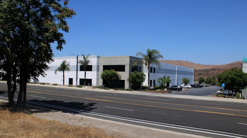 More Photos Of 22520 Temescal Canyon Rd, Corona Warehouse For Lease