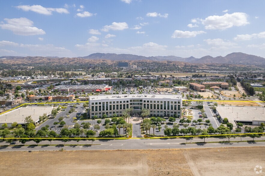 More Photos Of Hospitality Ln @ Tippecanoe, San Bernardino Unknown For Lease