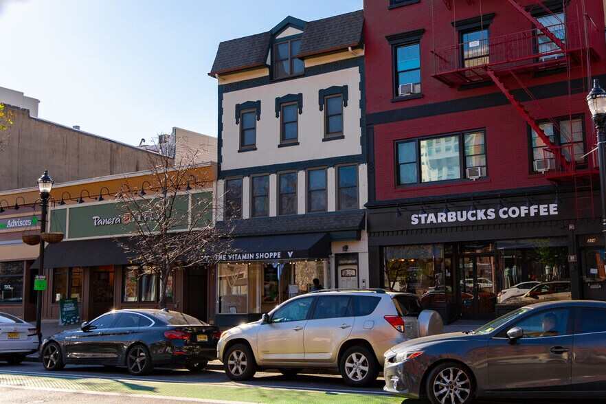 More Photos Of 312 Washington St, Hoboken Storefront For Sale