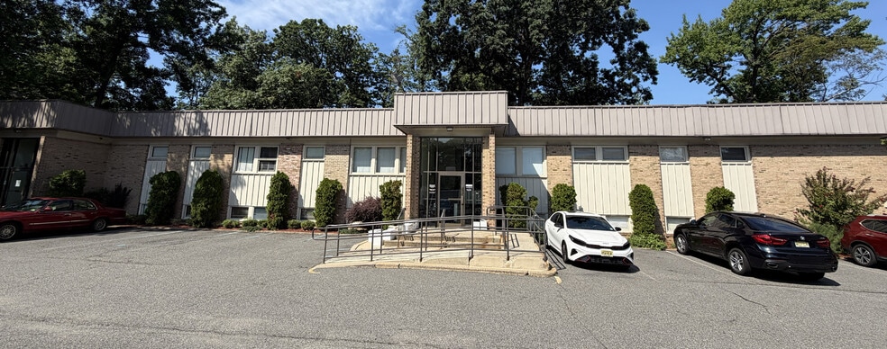Primary Photo Of 776 E 3rd Ave, Roselle Medical For Lease