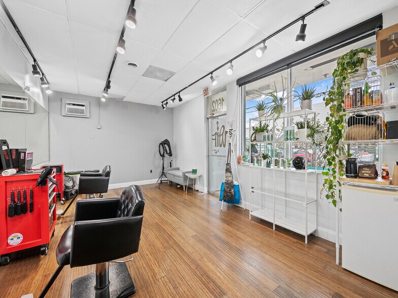 More Photos Of 1602 Cordova Rd, Fort Lauderdale Storefront Retail Office For Lease