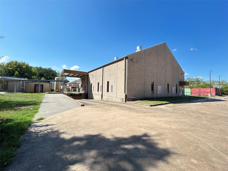 More Photos Of 4533 N FM 312, Winnsboro Industrial For Sale