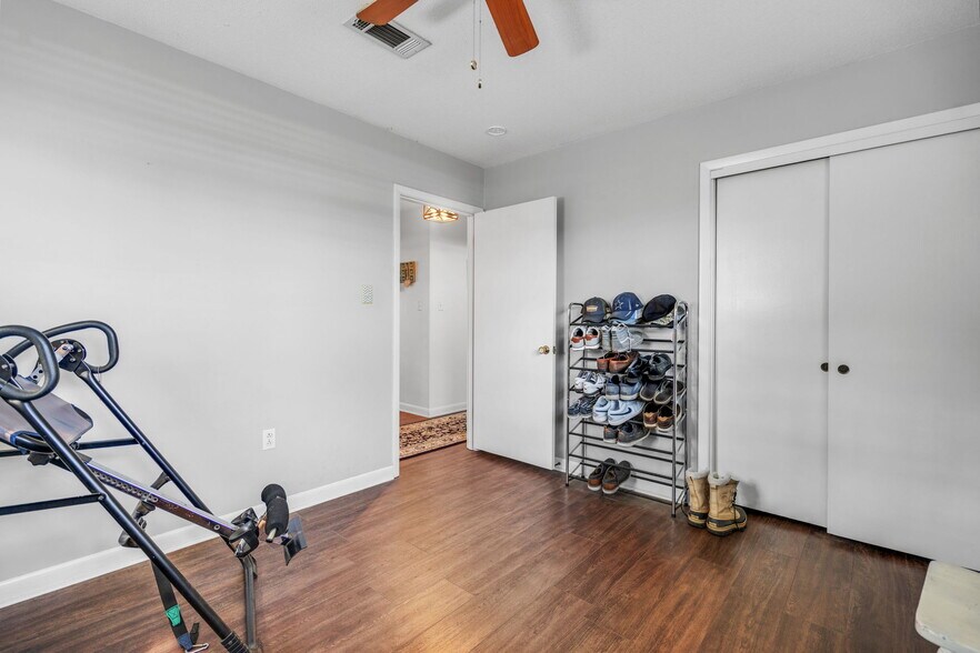 More Photos Of 695 Blue Jay Rd, Rincon General Retail For Sale