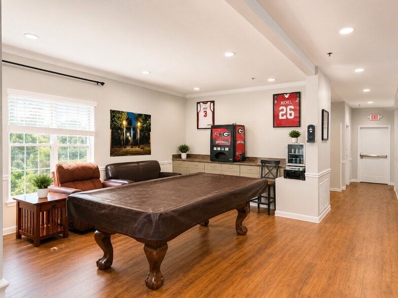 More Photos Of 250 Carriage Ct, Athens Sorority Fraternity House For Sale