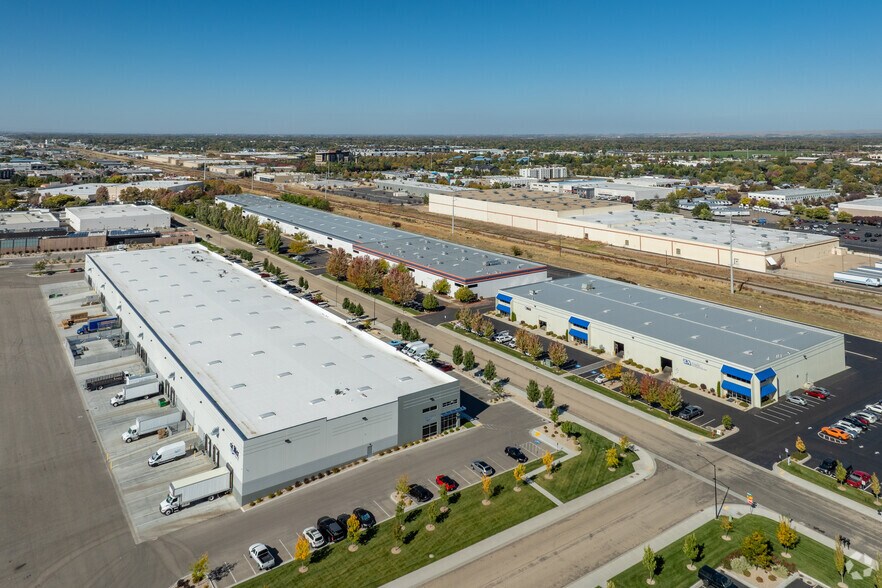 More Photos Of 3568 E Lanark St, Meridian Warehouse For Lease