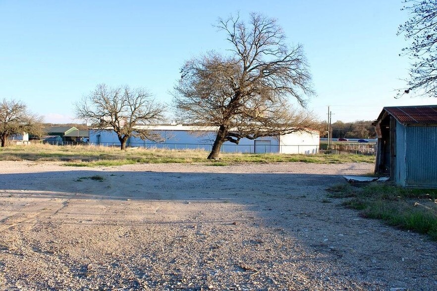 More Photos Of 119 Mikus Rd, Hudson Oaks Land For Lease