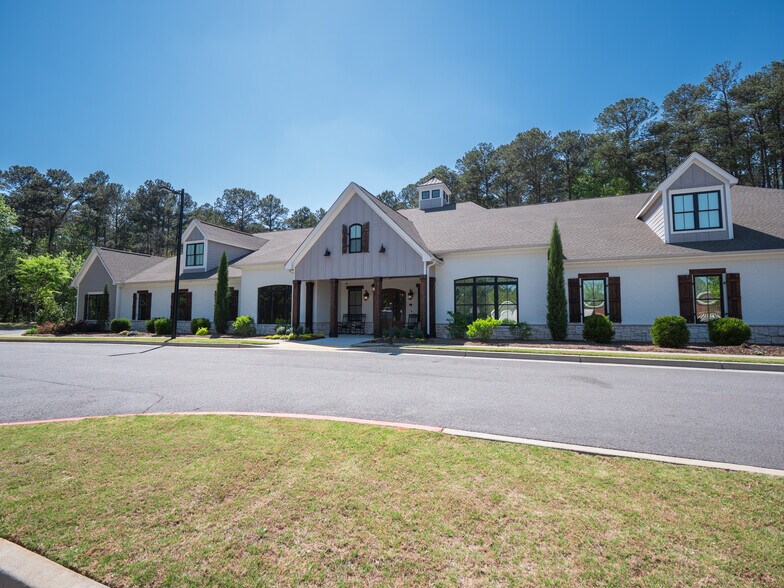 Primary Photo Of 3957 S Main St, Acworth Office For Sale