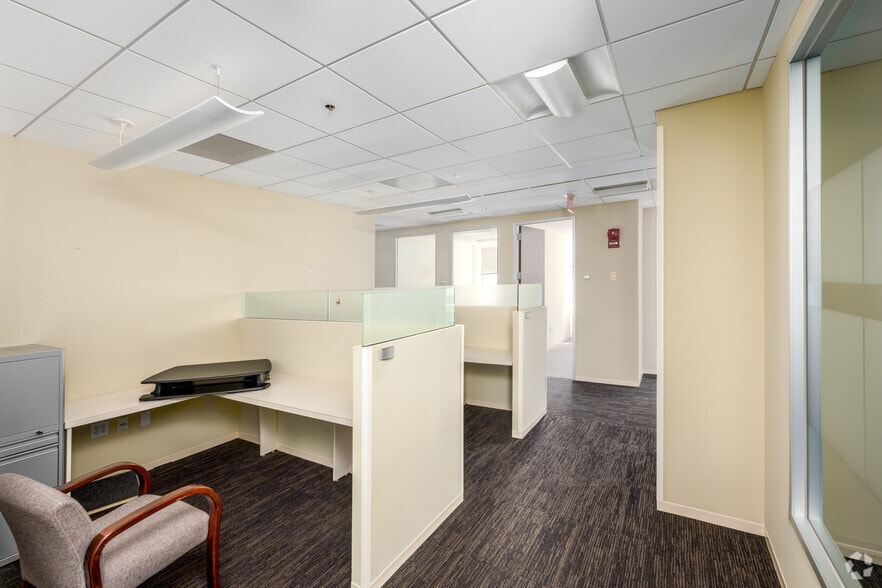 More Photos Of 1201 L St NW, Washington Office For Sale