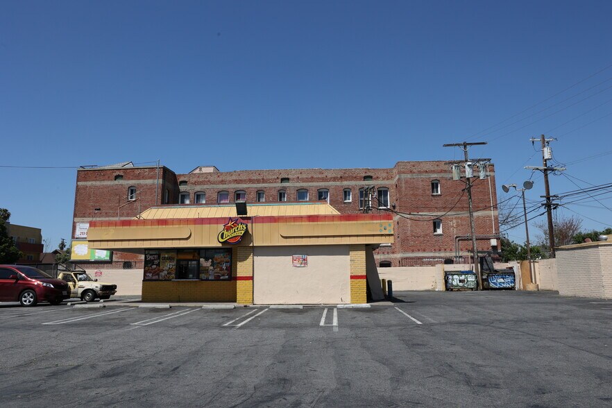More Photos Of 261 E Vernon Ave, Los Angeles Fast Food For Lease