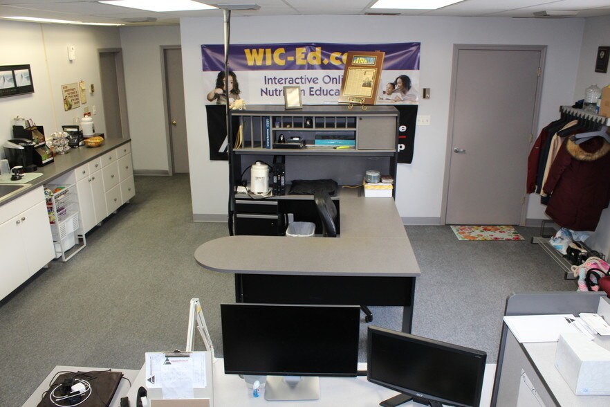 More Photos Of 11 Plains Rd, Augusta Office For Lease