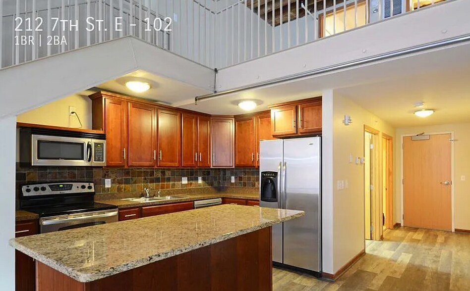 More Photos Of 212 7th St E, Saint Paul Apartments For Sale